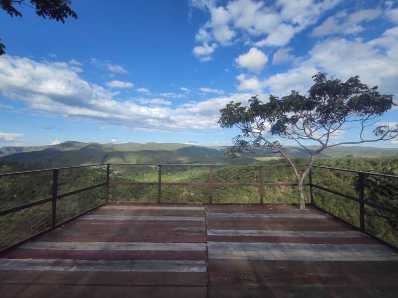 Lote 2 no Condomínio Vale dos ETs - 1